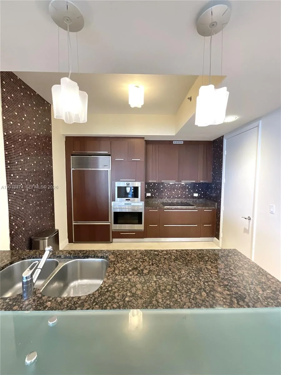 16001 Collins Ave # 703, Sunny Isles Beach, FL 33160 photo 4
