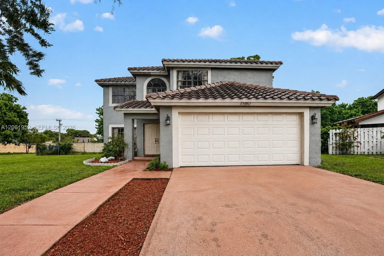1580 SW 87th Ter, Pembroke Pines, FL 33025 photo 2