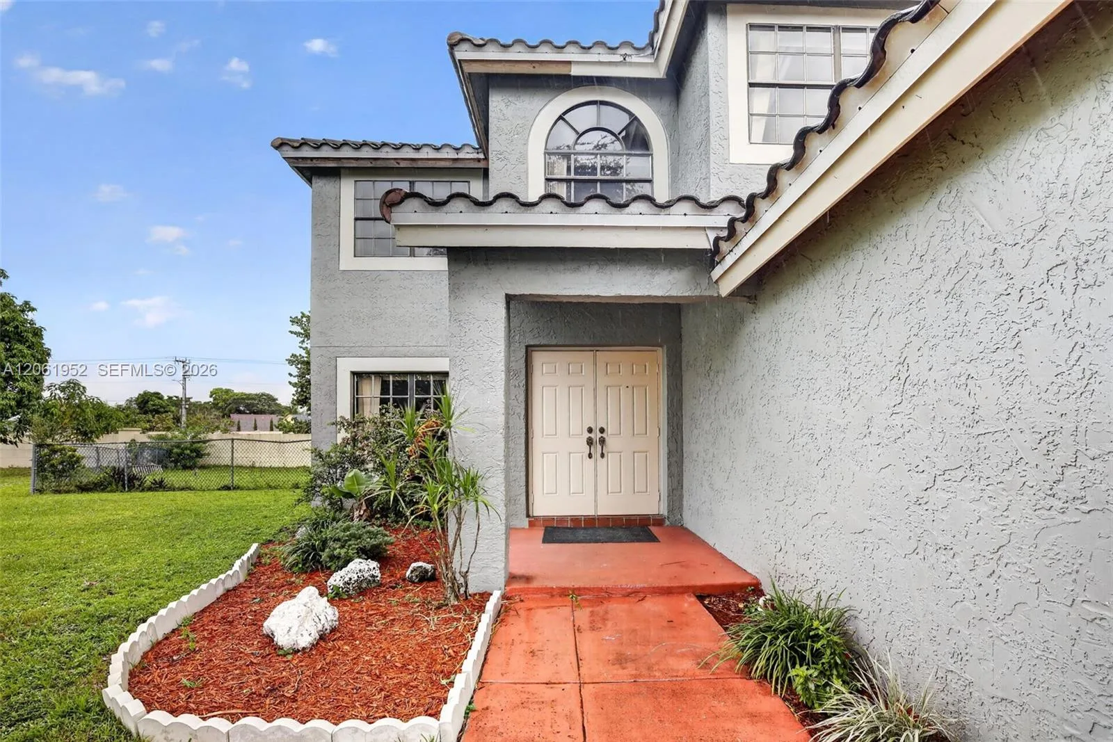 1580 SW 87th Ter, Pembroke Pines, FL 33025 photo 3