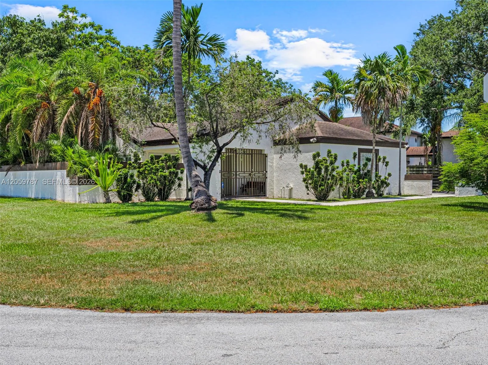 15491 SW 153rd St, Miami, FL 33187 photo 4