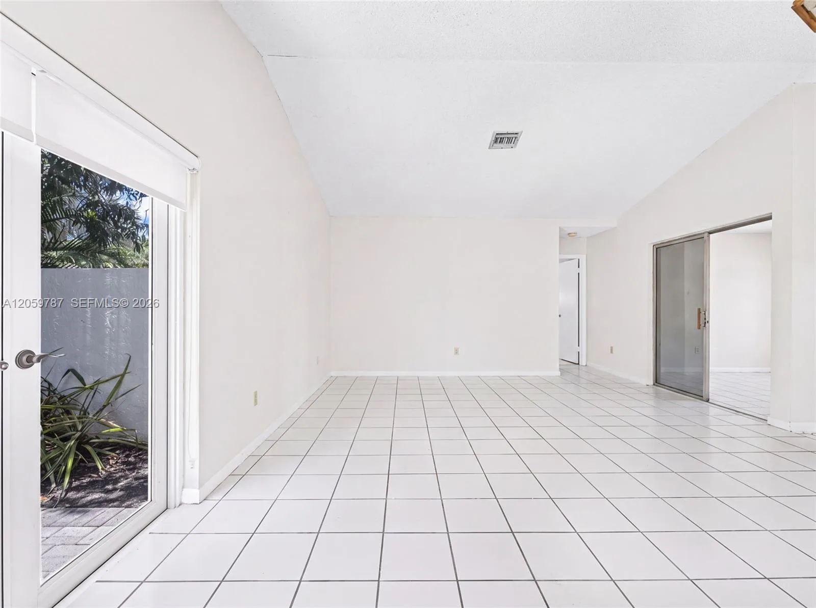 15491 SW 153rd St, Miami, FL 33187 photo 9