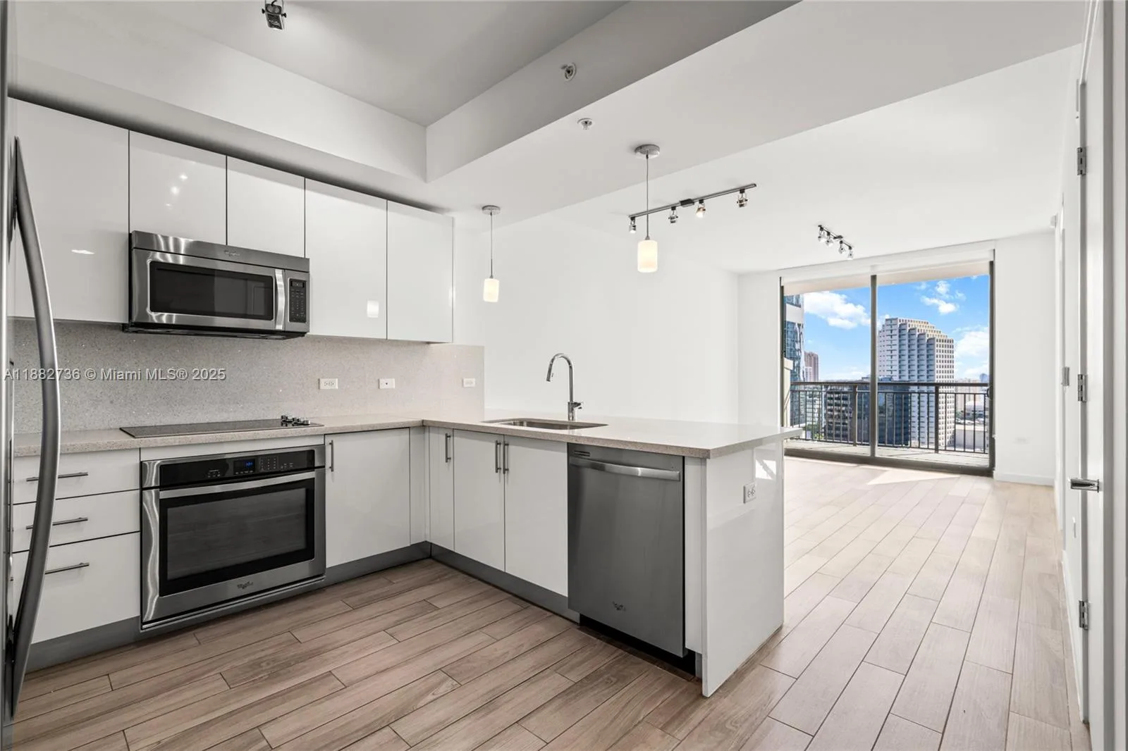 999 SW 1st Ave # 2208, Miami, FL 33130