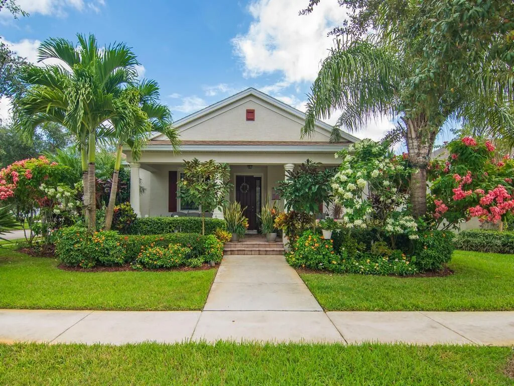 1425 Bunker Court, Vero Beach, FL 32966