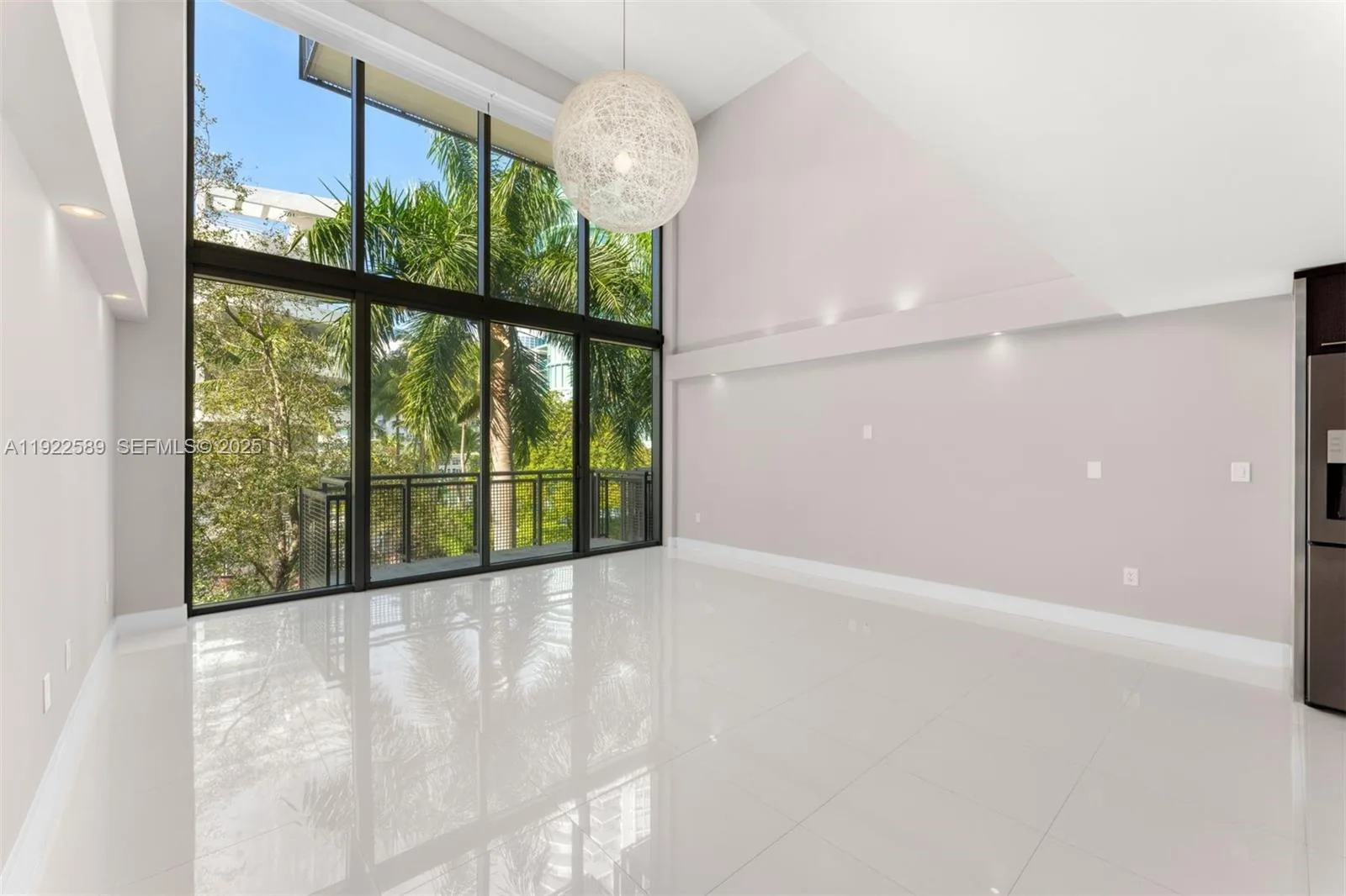 6000 Collins Ave # 330, Miami Beach, FL 33140