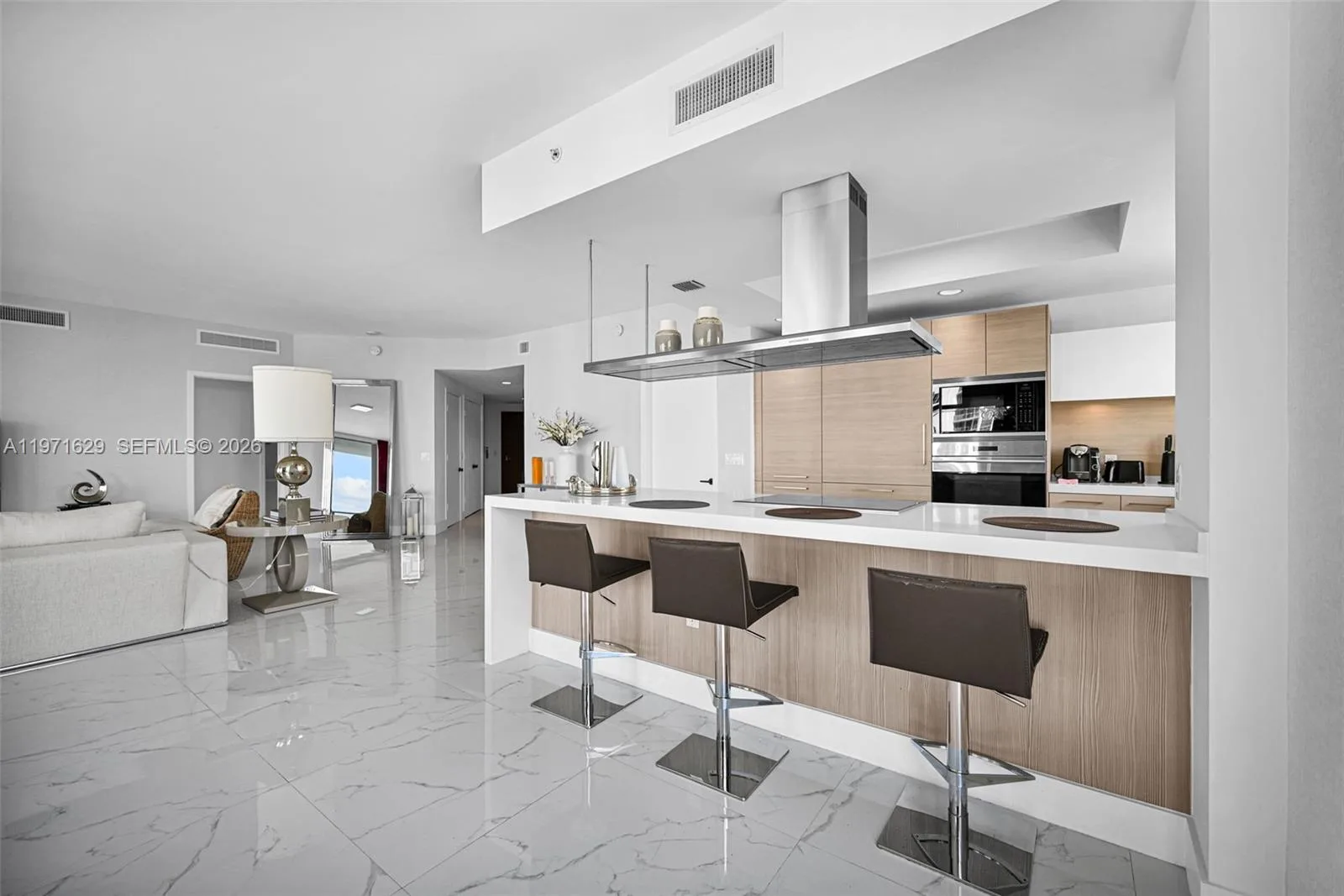 17111 Biscayne Blvd # 1701, North Miami Beach, FL 33160 photo 12
