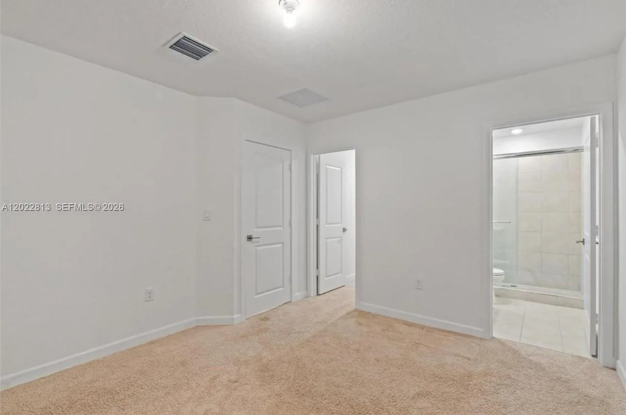 2474 SE 10th Ct, Homestead, FL 33035 photo 11