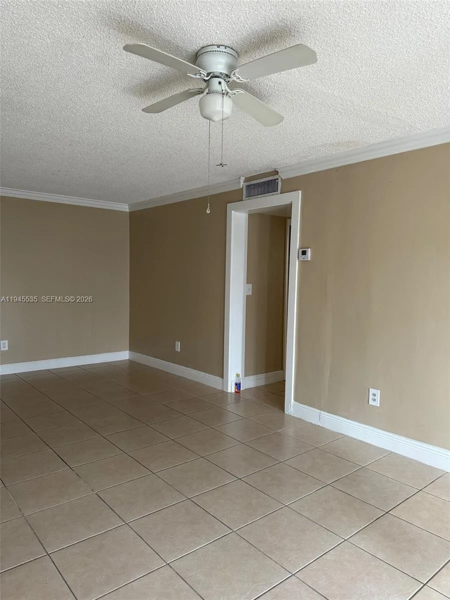 488 NW 165th St Rd # B-115, Miami, FL 33169 photo 2