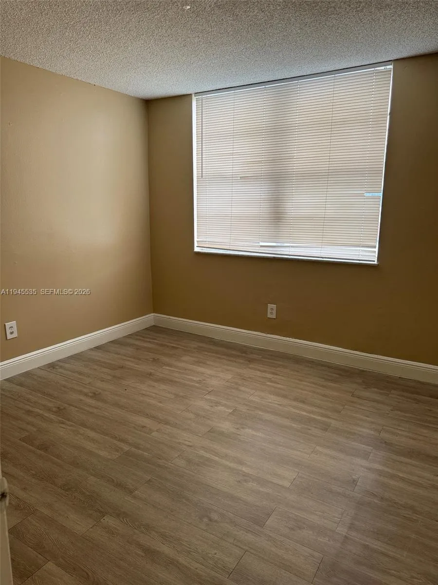 488 NW 165th St Rd # B-115, Miami, FL 33169 photo 5
