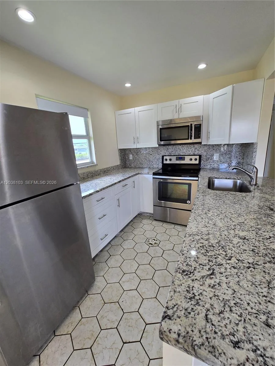 121 Saxony C # 121, Delray Beach, FL 33446 photo 7