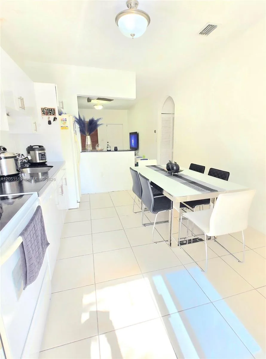 6900 NW 179 ST # 106-1, Hialeah, FL 33015 photo 5