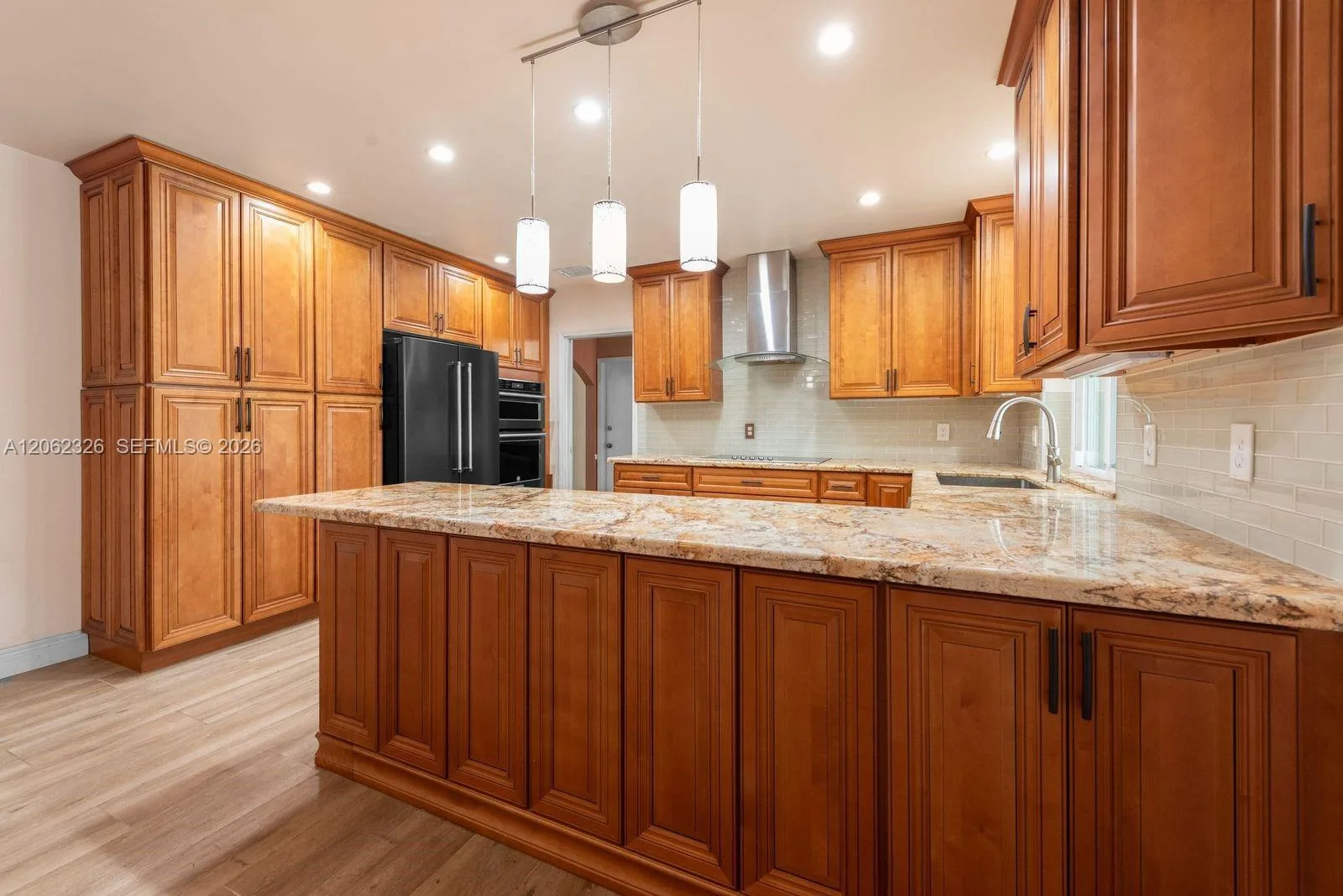 8331 SW 156th St, Palmetto Bay, FL 33157 photo 5