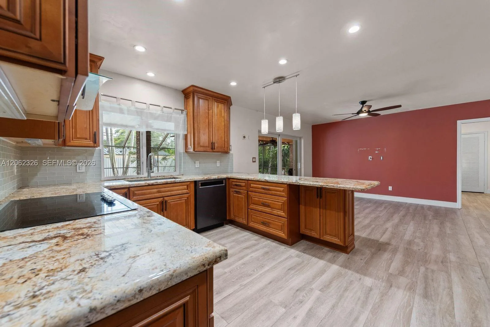 8331 SW 156th St, Palmetto Bay, FL 33157 photo 7