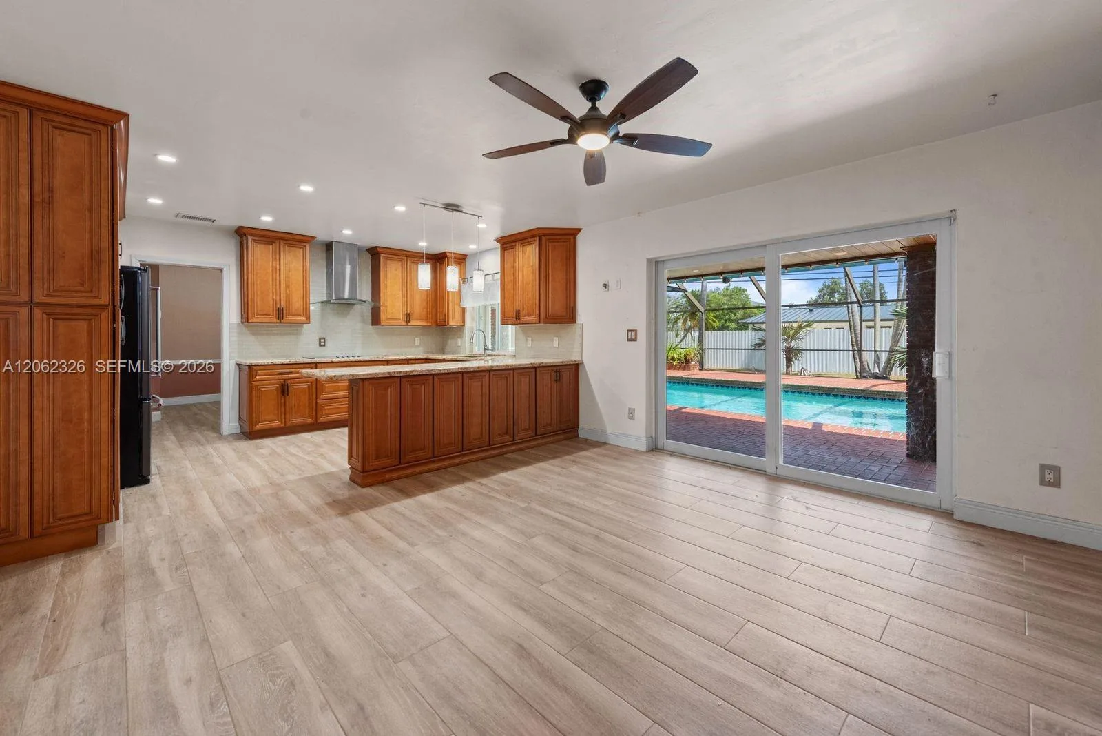 8331 SW 156th St, Palmetto Bay, FL 33157 photo 9