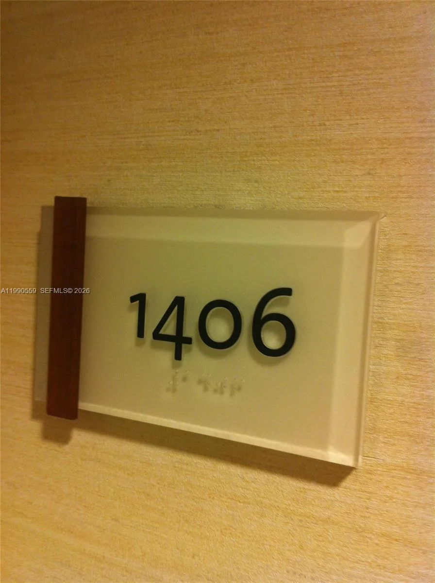1050 BRICKELL AV # 1406, Miami, FL 33131