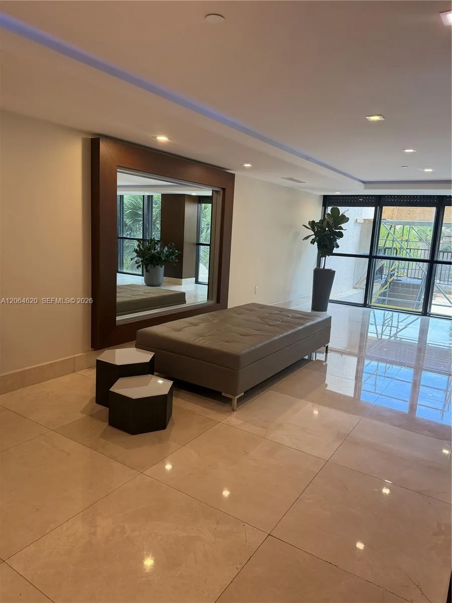540 BRICKELL KEY DR # 617, Miami, FL 33131 photo 4