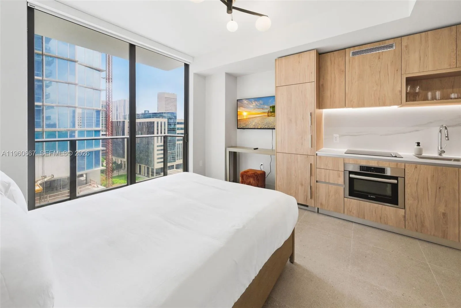 11 NE 6th St # 1802, Miami, FL 33132