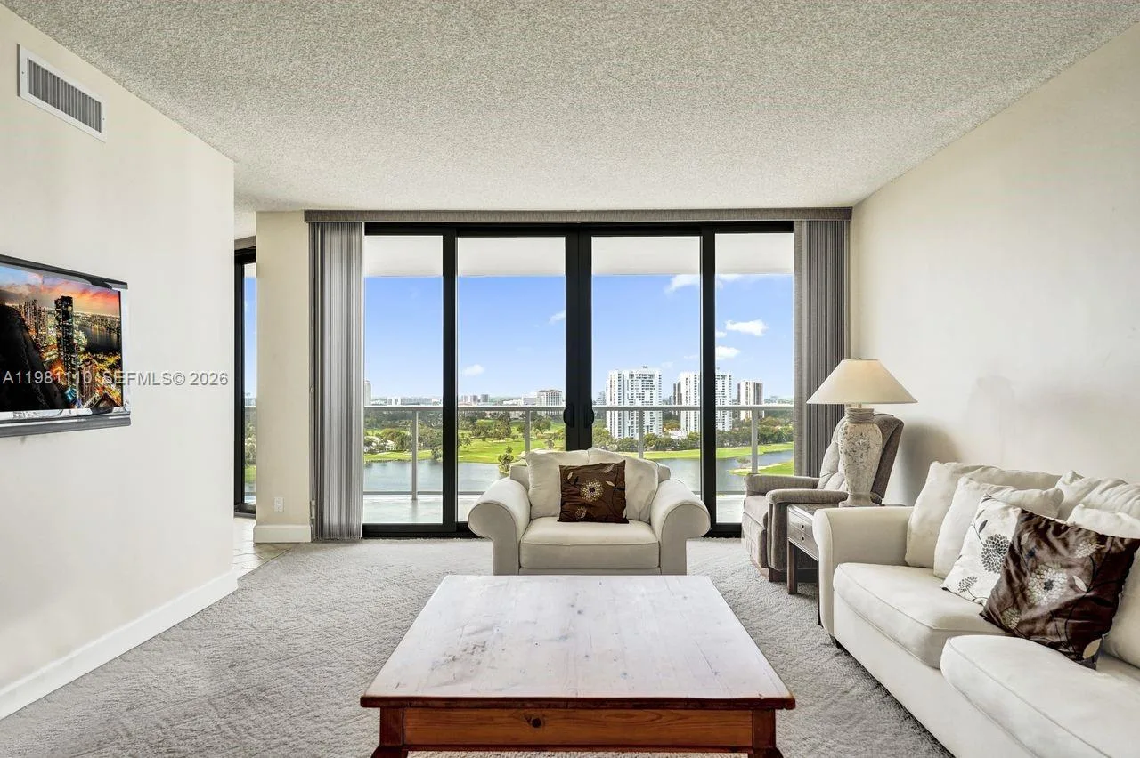 20281 E Country Club Dr # 1703, Aventura, FL 33180 photo 4