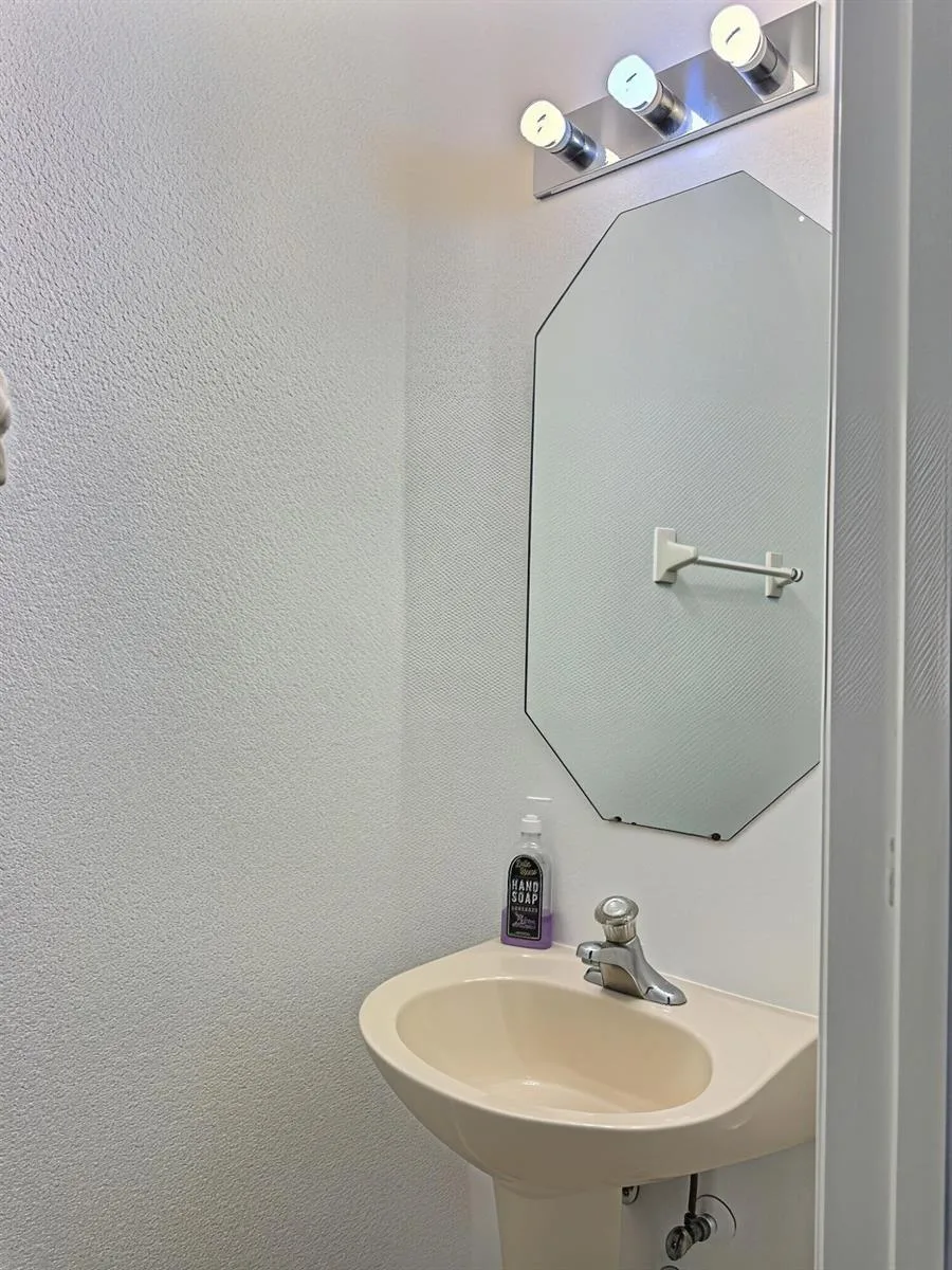 8833 S ISLES Circle # 8833, Tamarac, FL 33321 photo 9