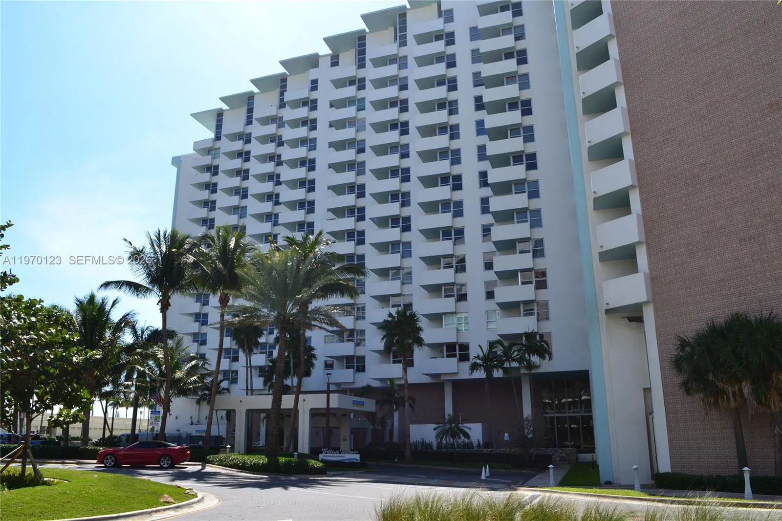 2899 Collins Ave # 440, Miami Beach, FL 33140