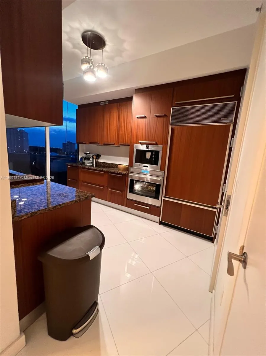15811 Collins Ave # 605, Sunny Isles Beach, FL 33160 photo 10