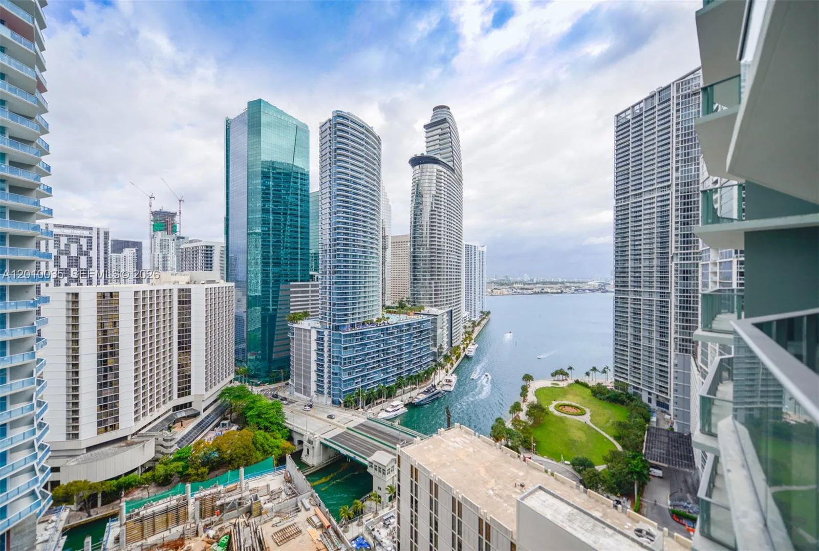 Viceroy Brickell (Icon Tower 3)