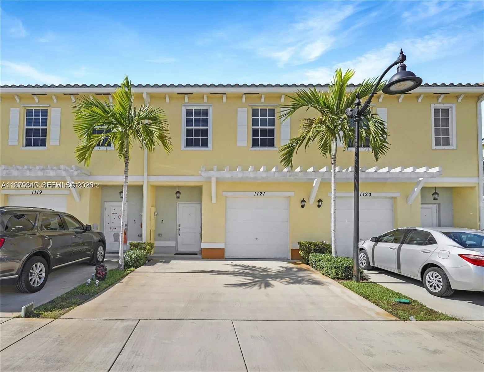 1121 NW 41st Ln, Lauderhill, FL 33313