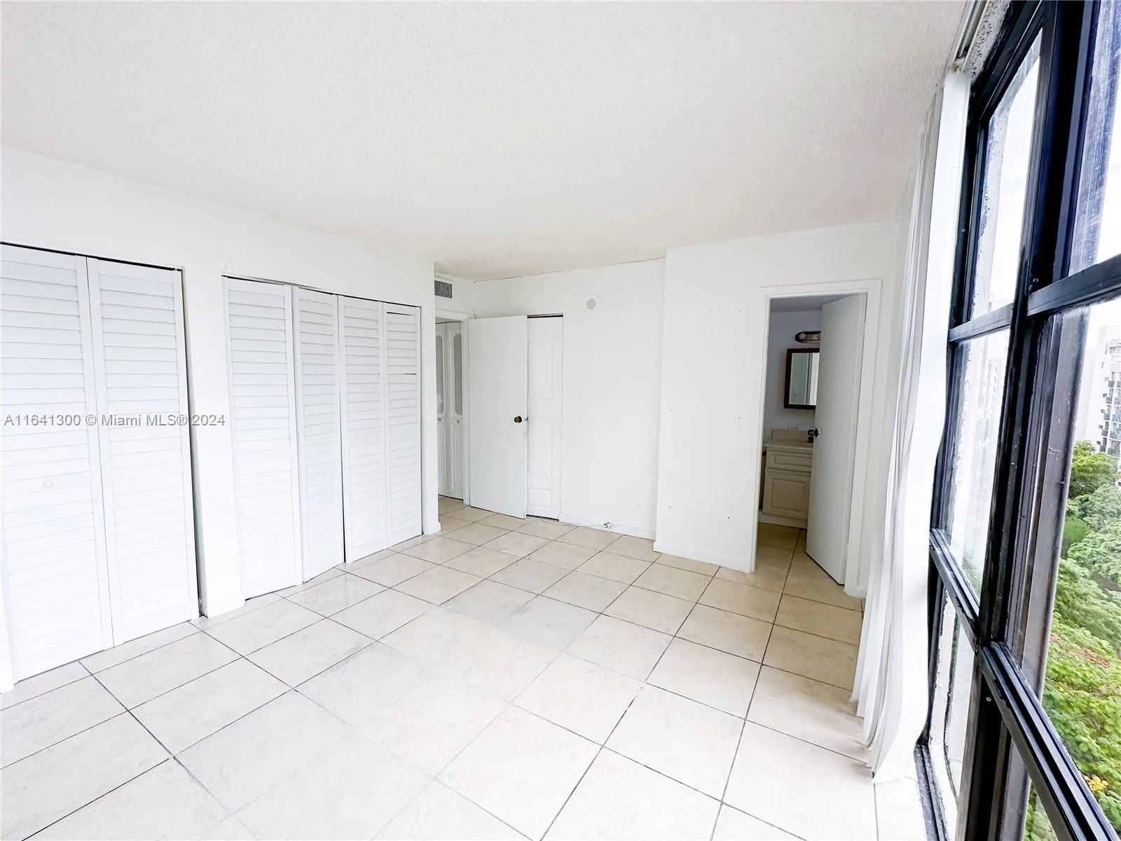 17021 N Bay Rd # 915, Sunny Isles Beach, FL 33160 photo 13