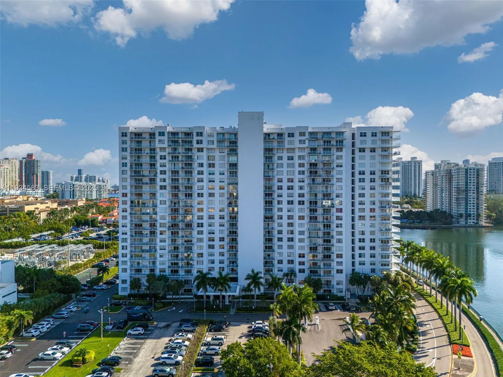 2801 NE 183rd St # 510W, Aventura, FL 33160