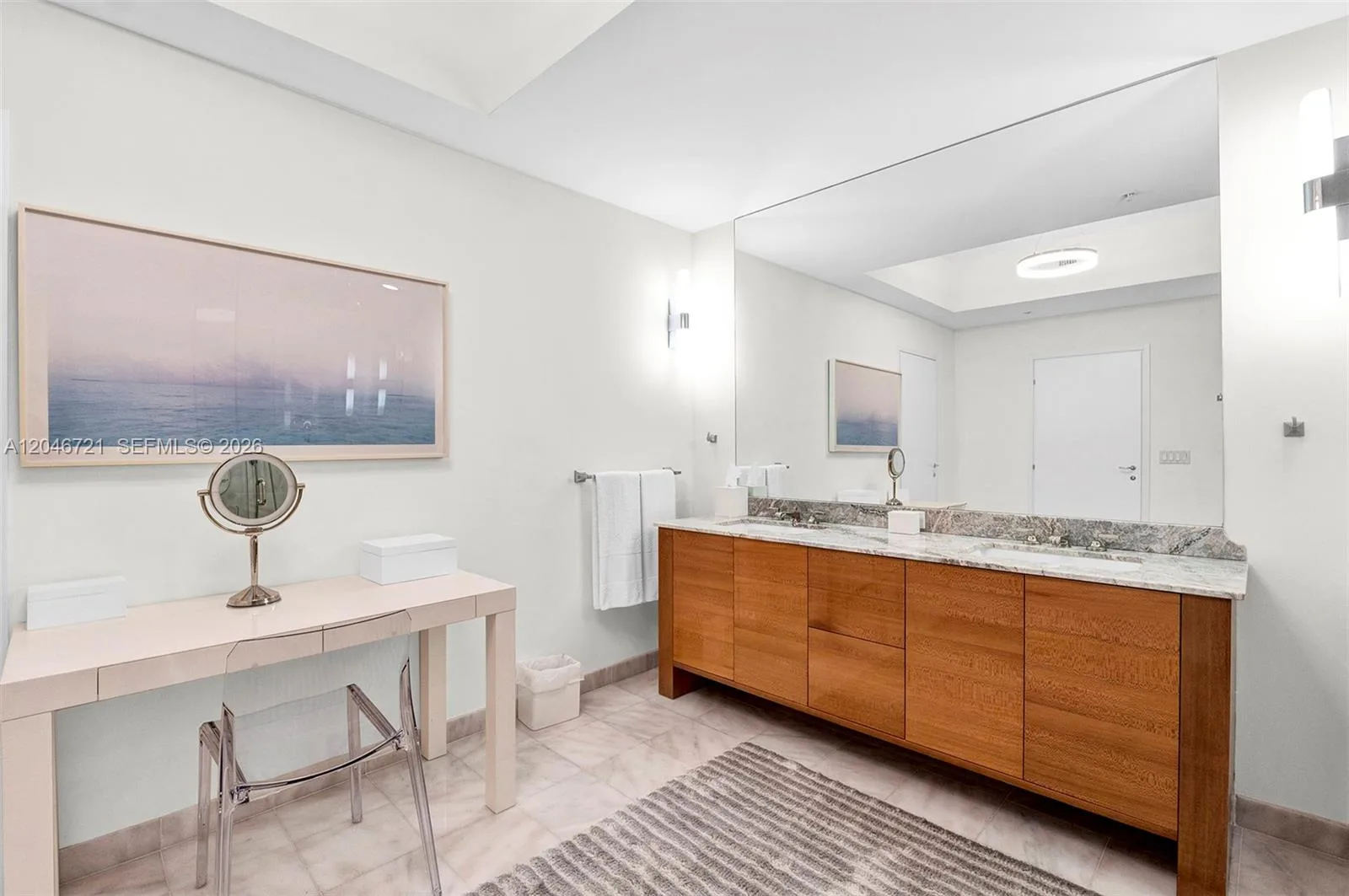 50 S Pointe Dr # 2702, Miami Beach, FL 33139