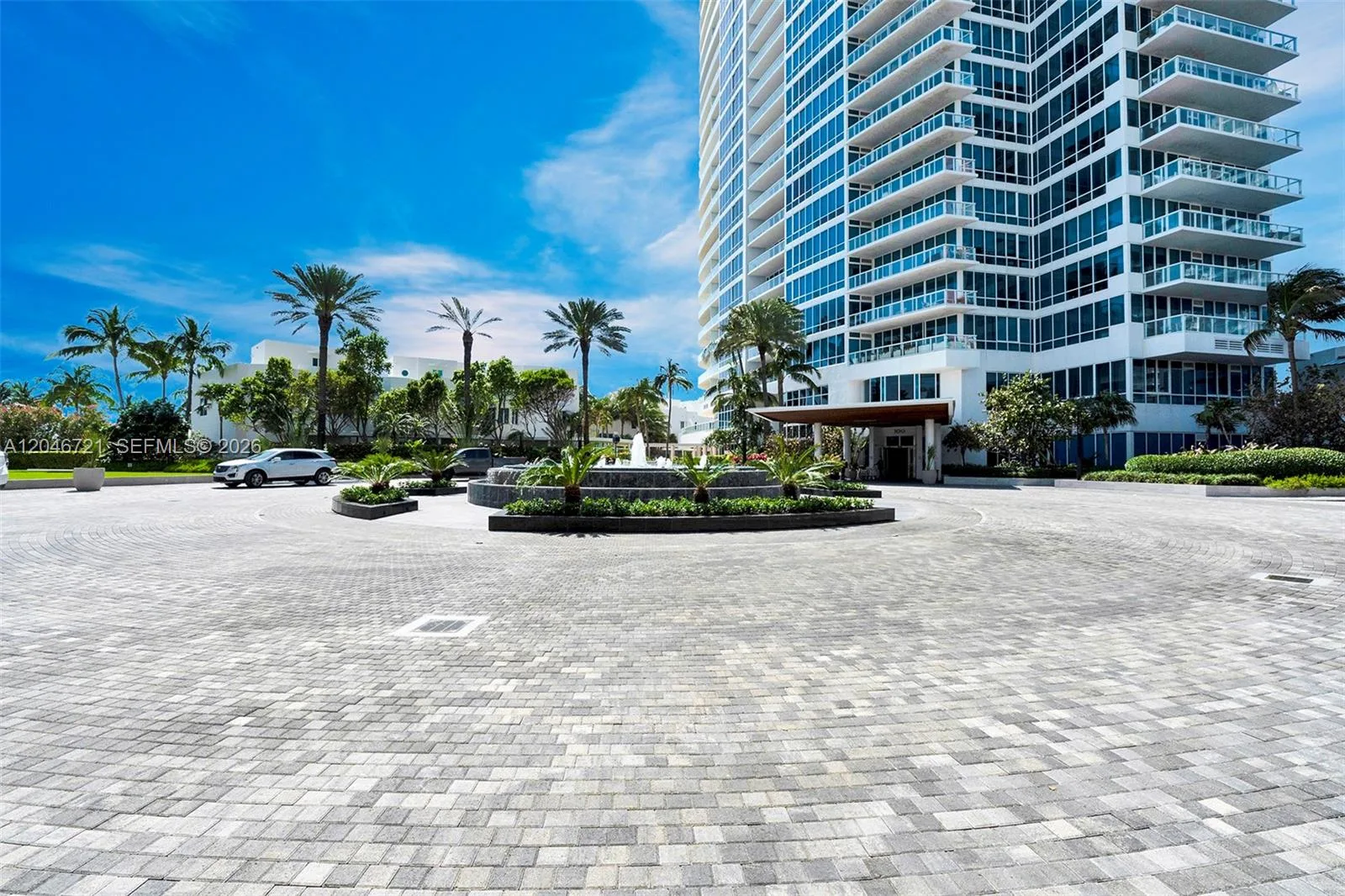 50 S Pointe Dr # 2702, Miami Beach, FL 33139 photo 5