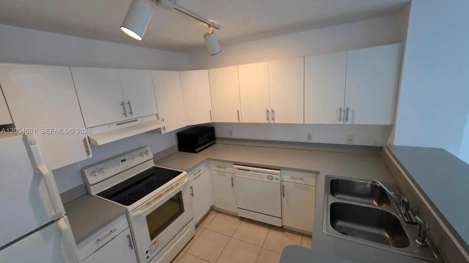 4500 NW 107th Ave # 201-9, Doral, FL 33178 photo 6