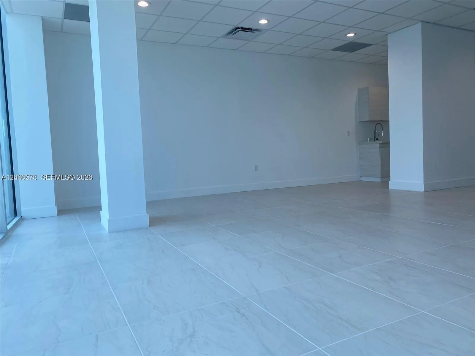 10450 NW 33rd St # 302, Doral, FL 33172 photo 2