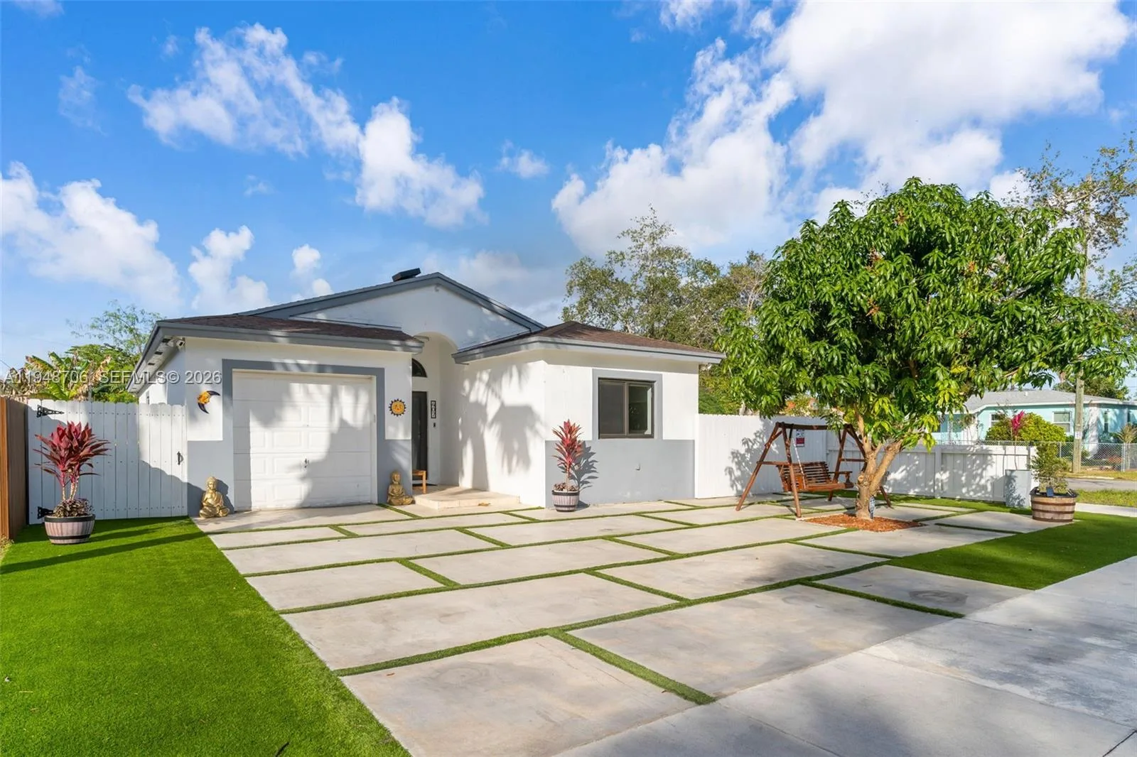 407 NW 9th Ct, Homestead, FL 33030 photo 3