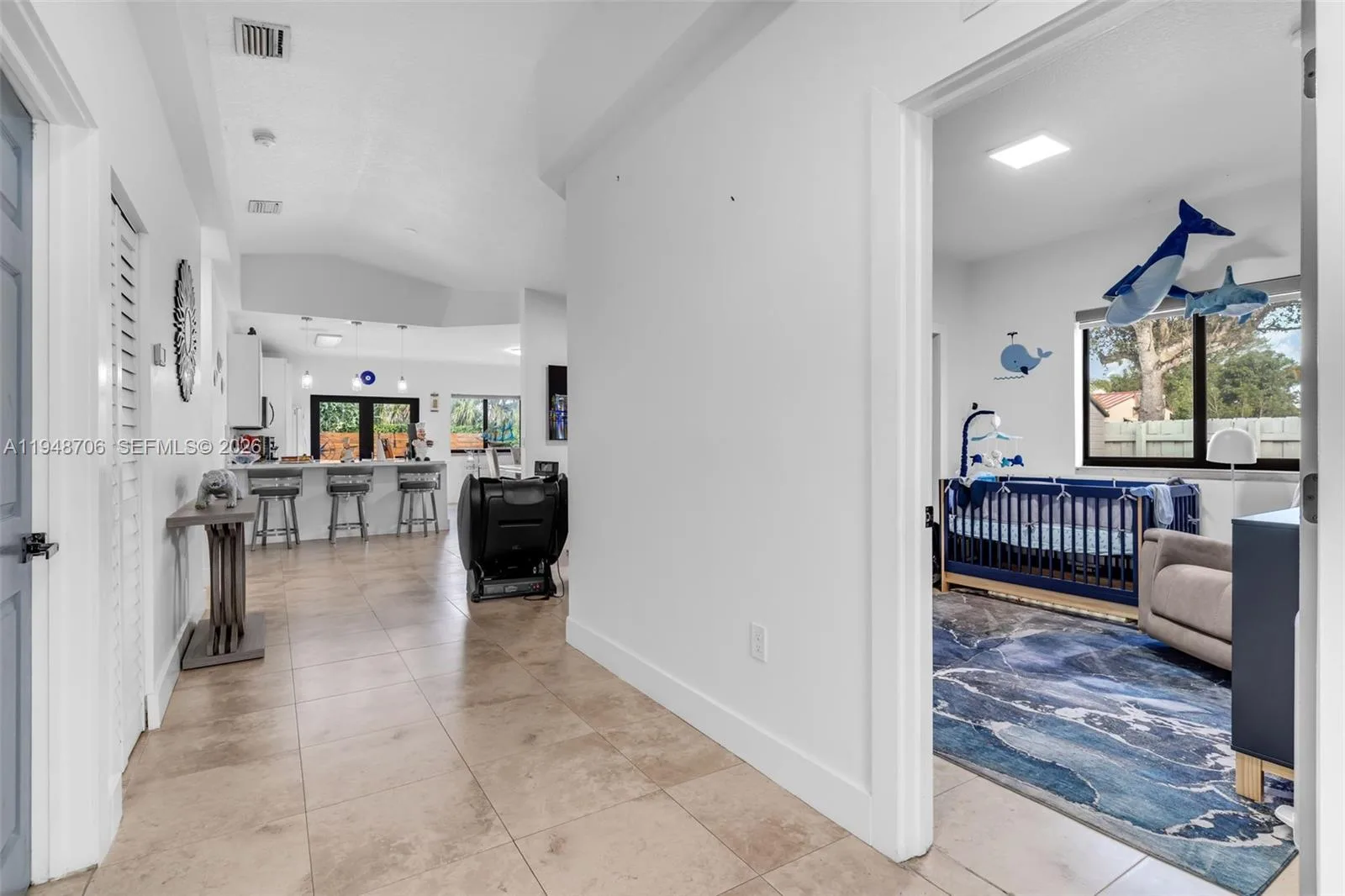 407 NW 9th Ct, Homestead, FL 33030 photo 5