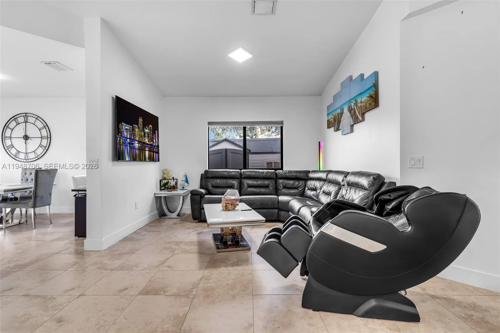 407 NW 9th Ct, Homestead, FL 33030 photo 6