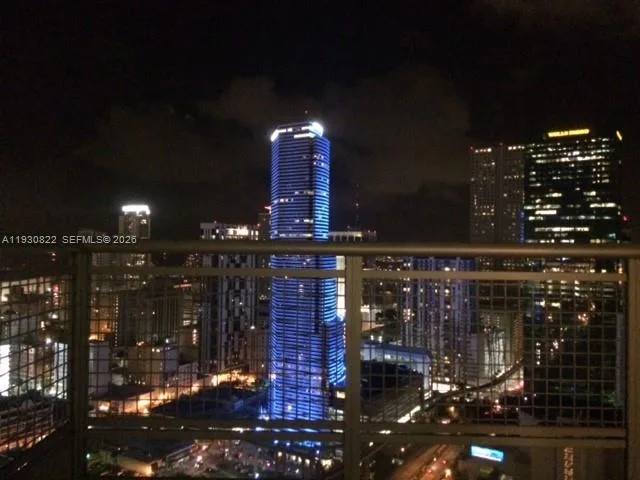 350 S Miami Ave # 3907, Miami, FL 33130