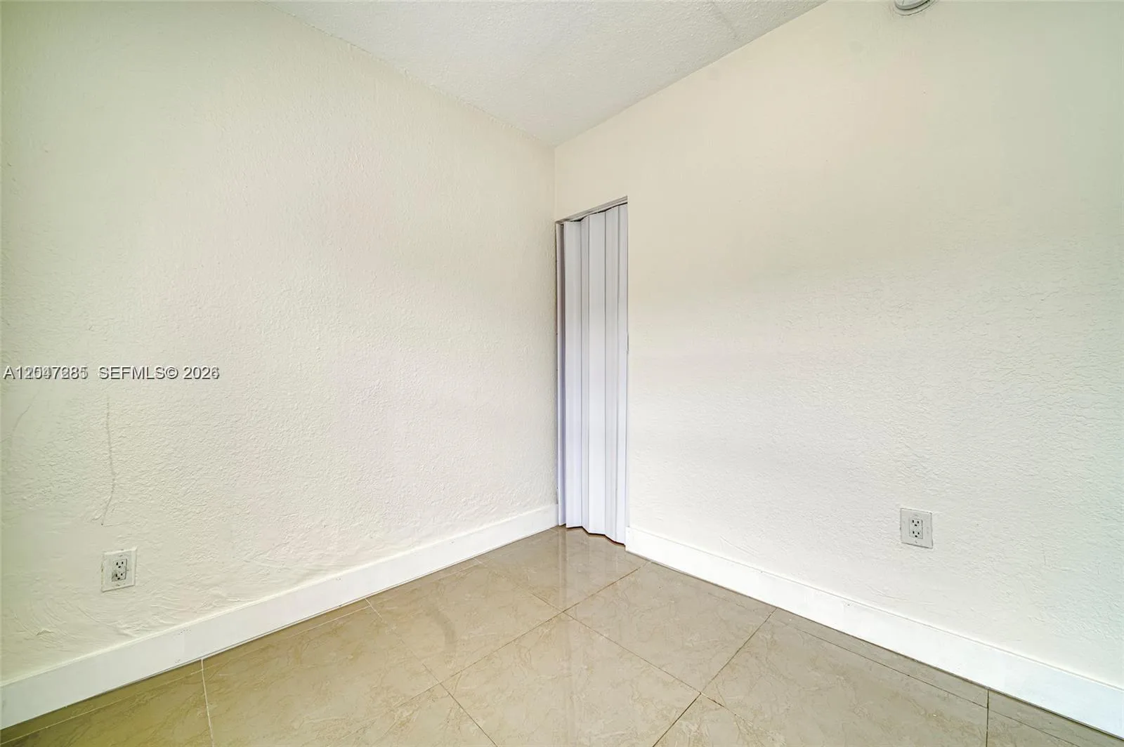 1747 NW 40th St # 1747, Miami, FL 33142 photo 11