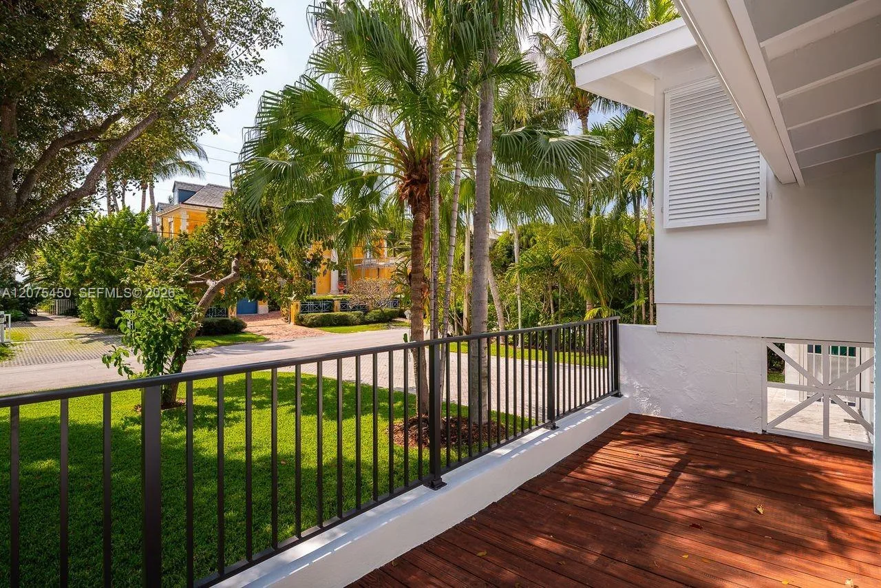 669 S Mashta Dr, Key Biscayne, FL 33149 photo 6