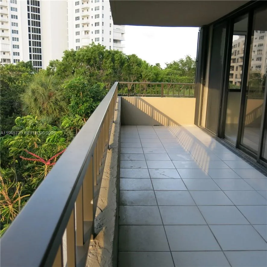 251 Crandon Blvd # 309, Key Biscayne, FL 33149