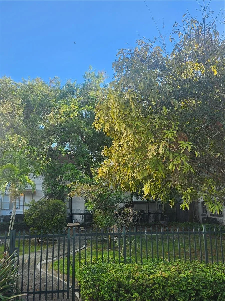 412 NW 4th St, Miami, FL 33130