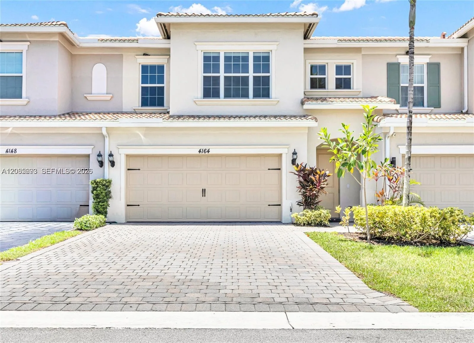 4164 Ficus St, Hollywood, FL 33021