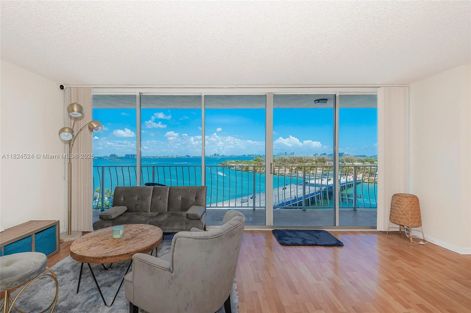 7601 E Treasure Dr # 1517, North Bay Village, FL 33141 photo 5