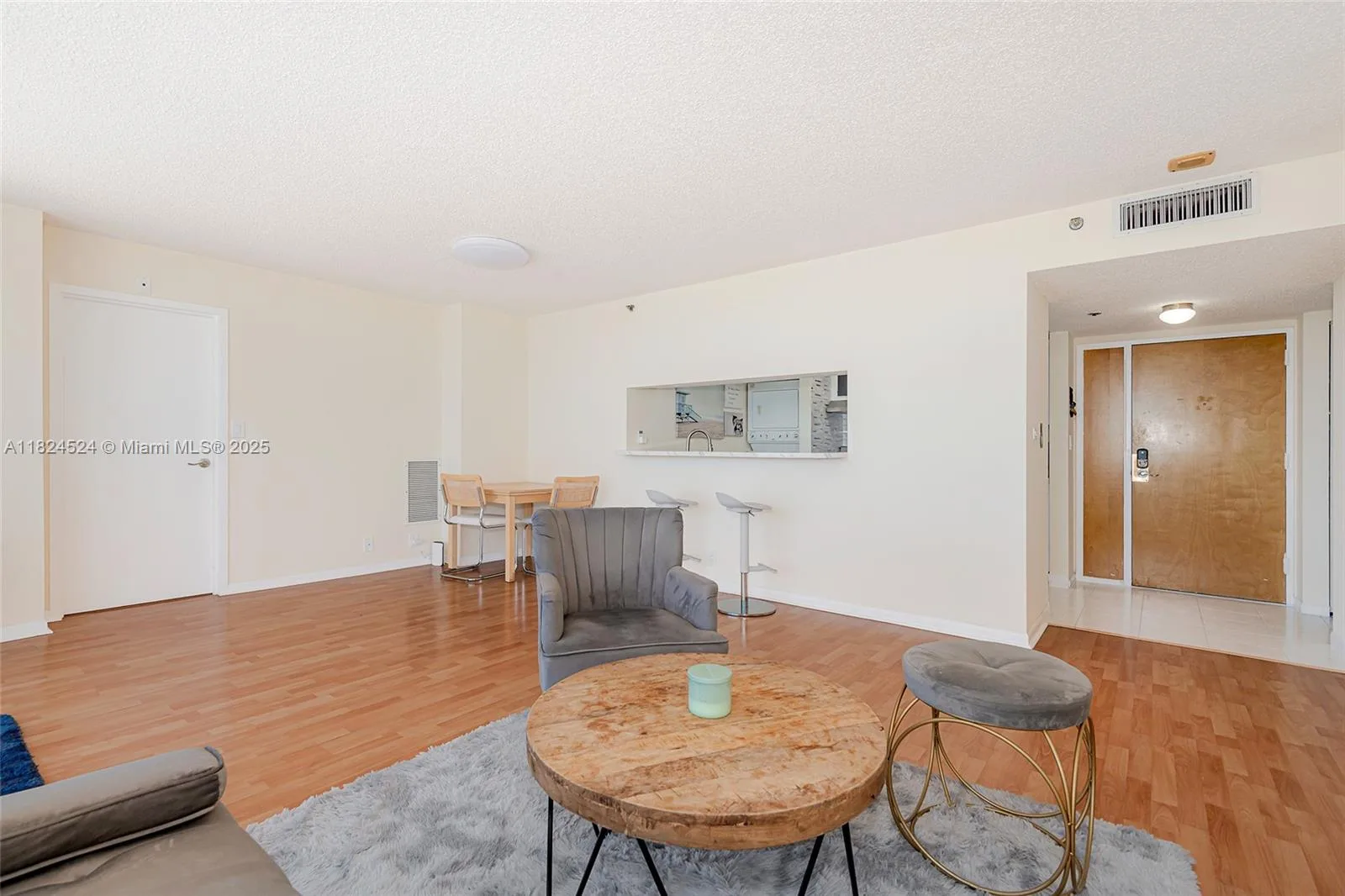 7601 E Treasure Dr # 1517, North Bay Village, FL 33141 photo 6