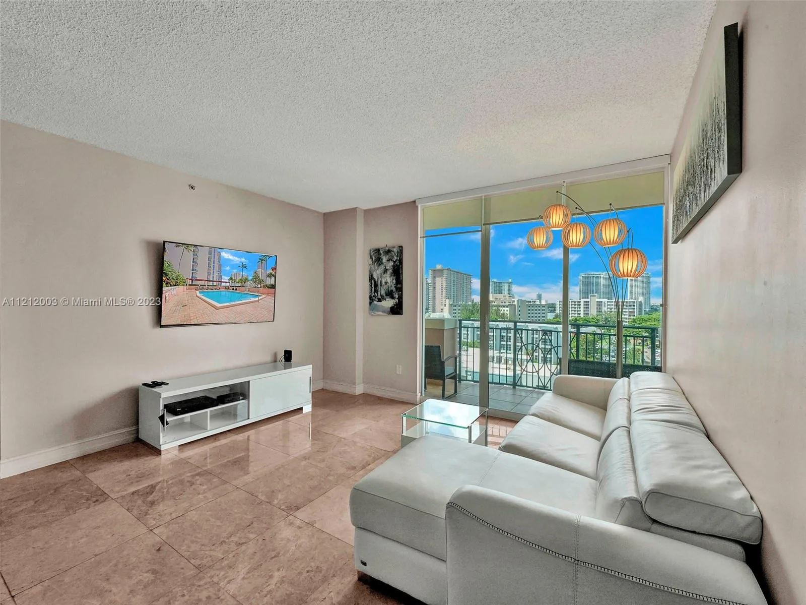 17555 Atlantic Blvd # 806, Sunny Isles Beach, FL 33160 photo 2