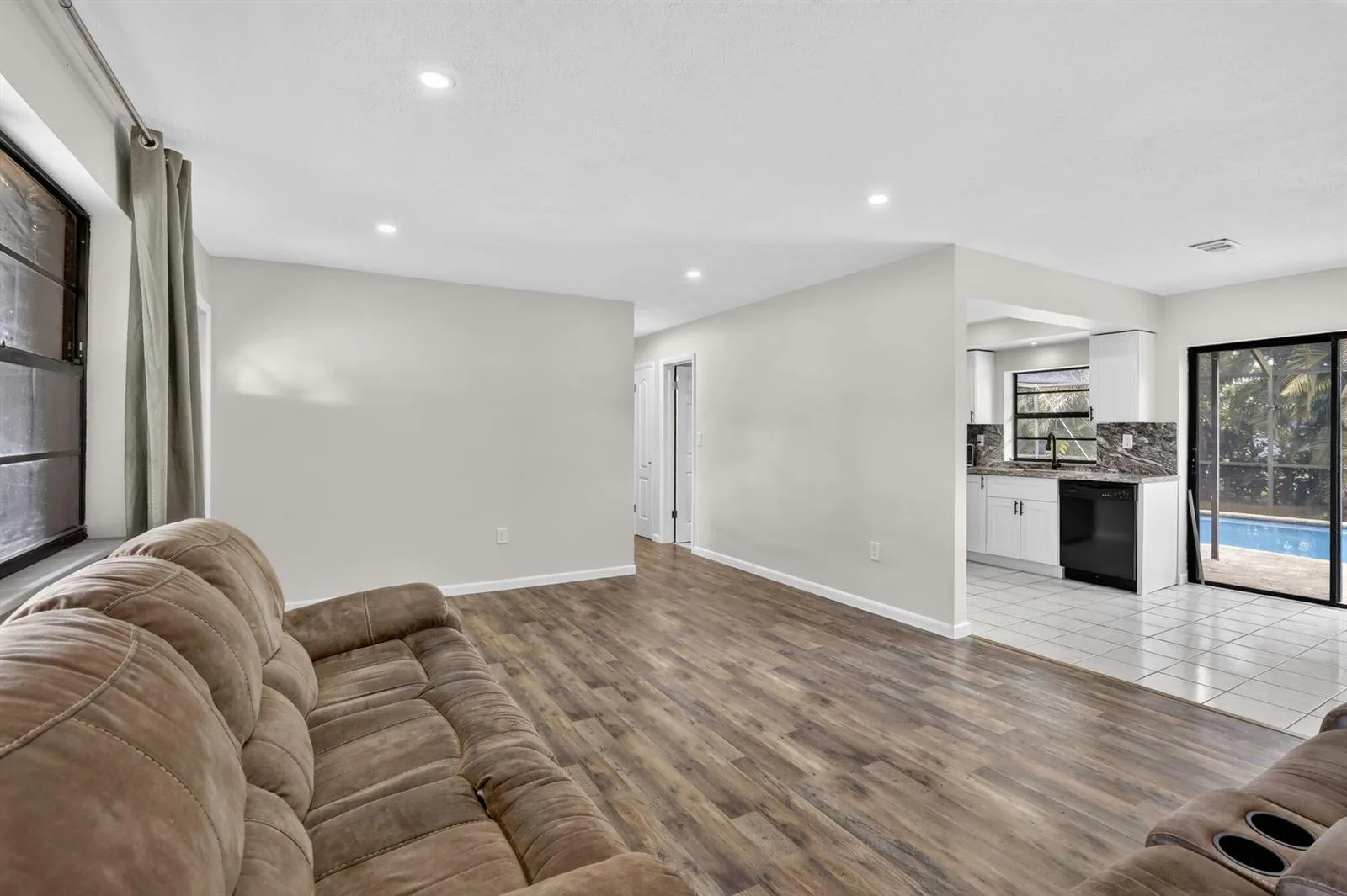 8968 SW 52nd Place, Cooper City, FL 33328 photo 5