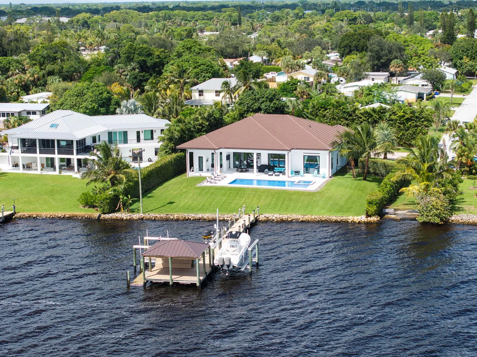 1000 NE Wright Avenue, Jensen Beach, FL 34957 photo 2