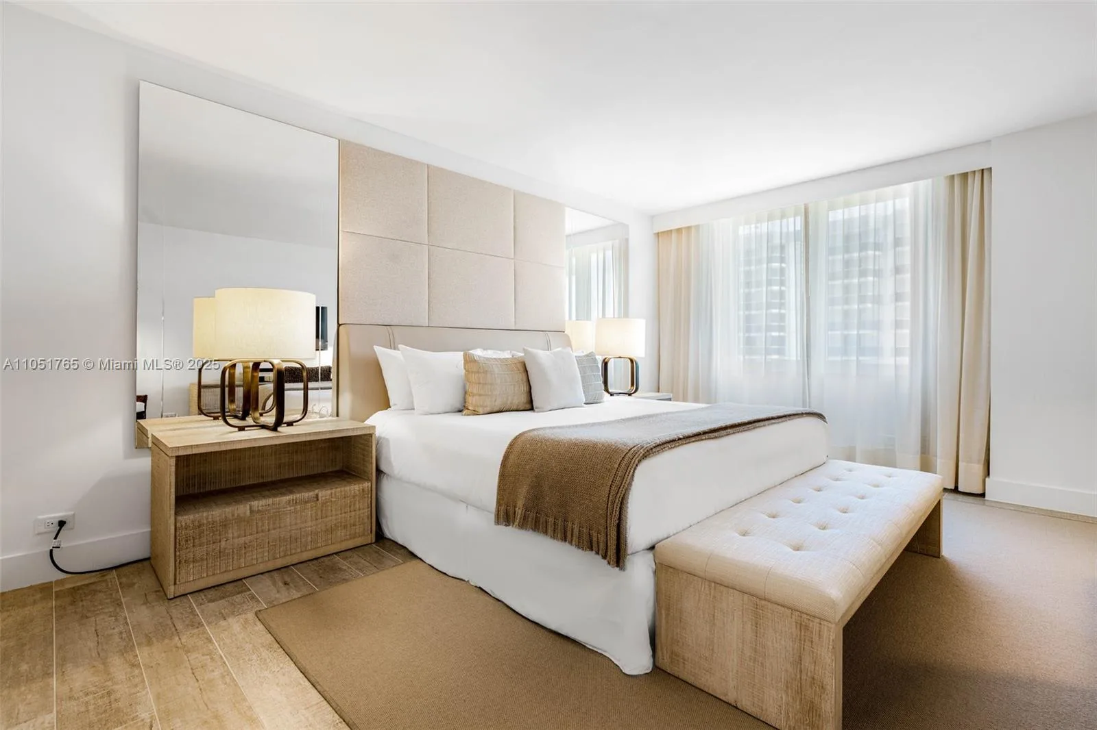102 24th St # 1115, Miami Beach, FL 33139 photo 4
