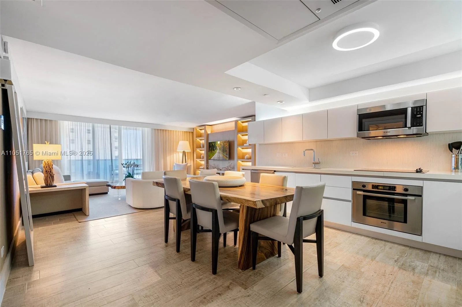 102 24th St # 1115, Miami Beach, FL 33139 photo 7