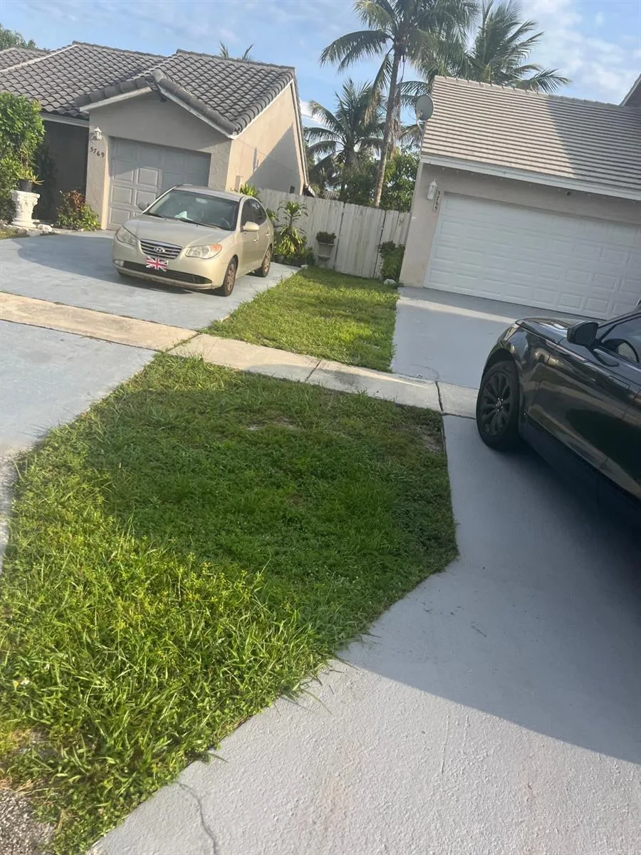 5765 Strawberry Lakes Circle, Lake Worth, FL 33463 photo 9