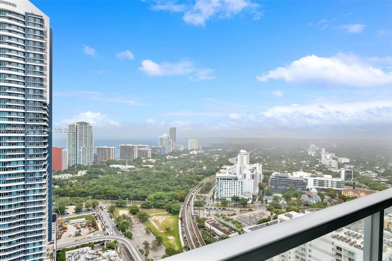 79 SW 12th St # 4004S, Miami, FL 33130